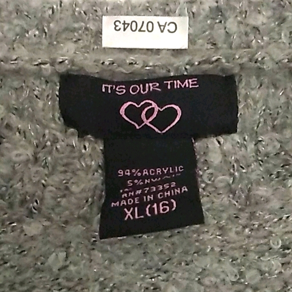 Girl's top - Picture 2 of 2